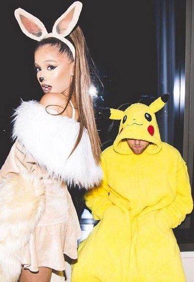 File:Ariana and Mac being furries 6.png
