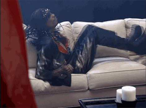 File:Chapelle Couch.gif