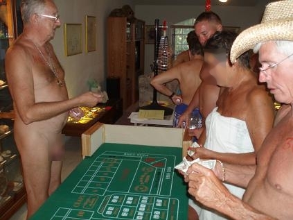 File:Gambling14.jpg